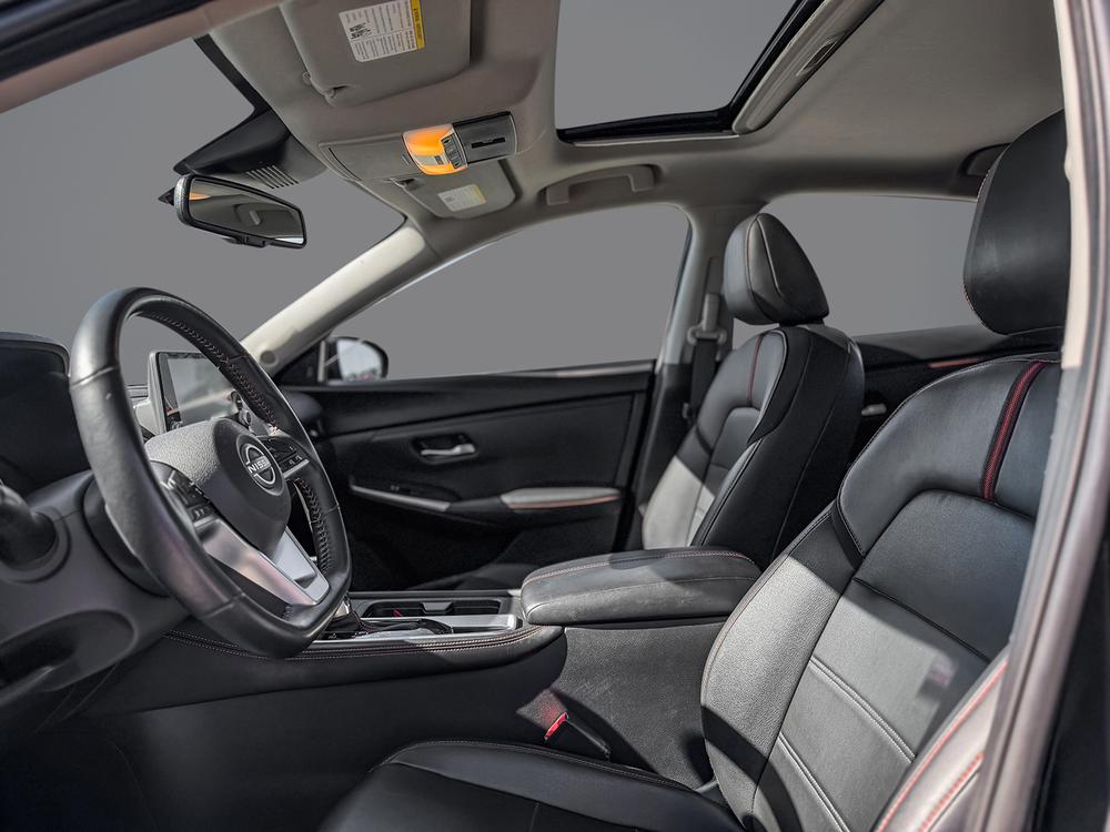Nissan Sentra 2024 Noir usage à vendre Nissan Sentra 2024 Noir usage à vendre