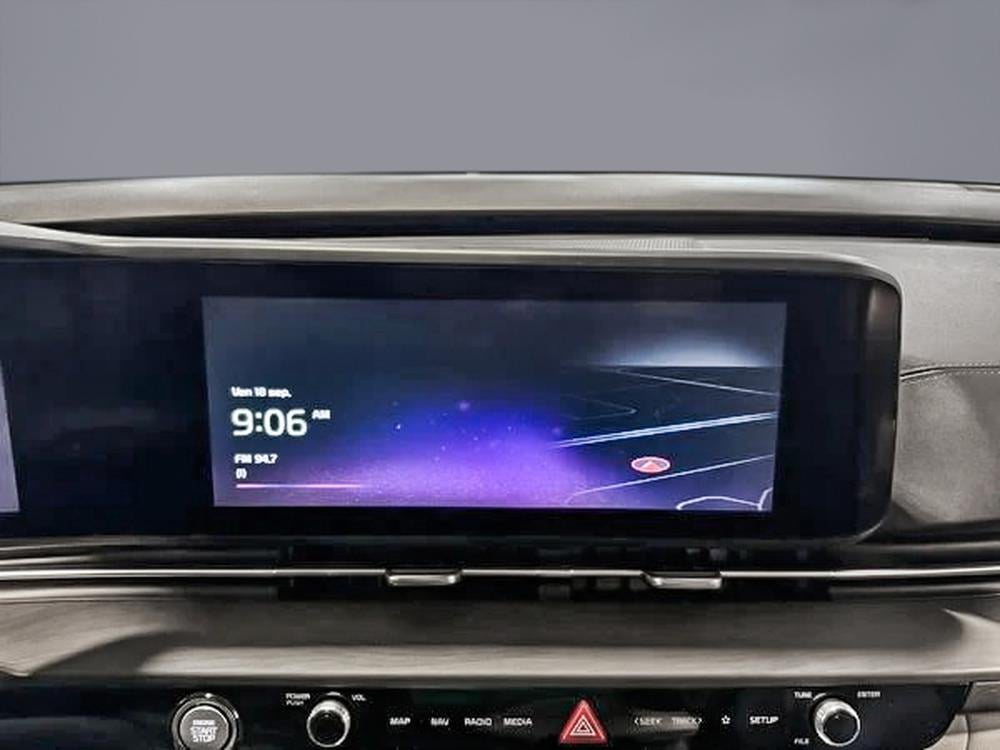 Kia Carnival EX 2023 d&rsquo;occasion à vendre - 24