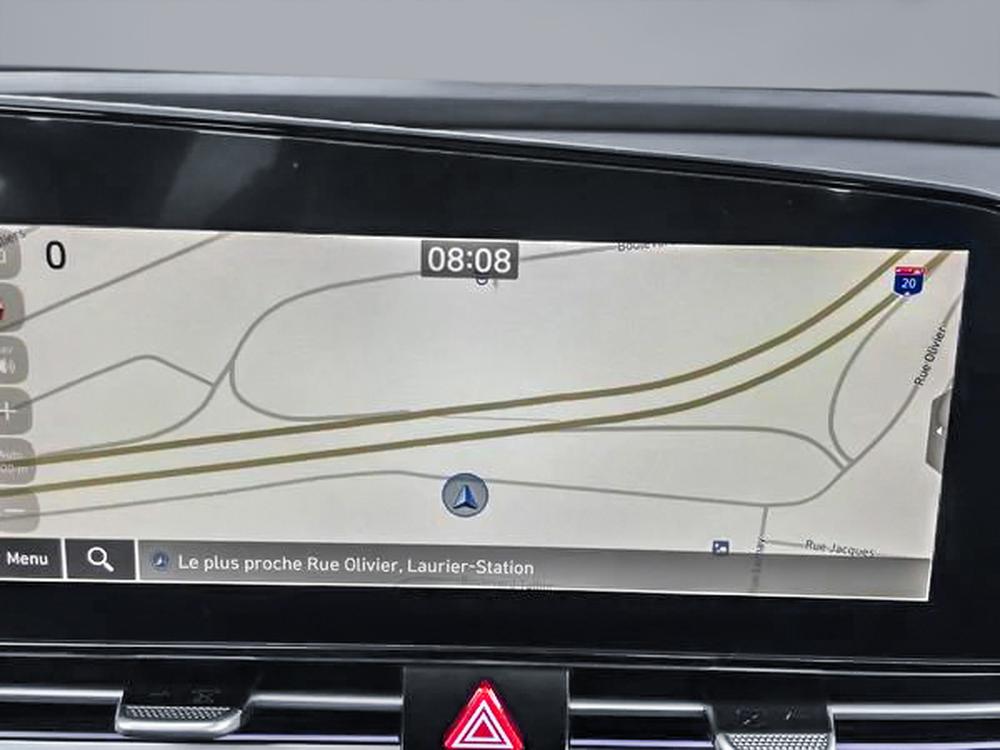 Hyundai Elantra LUXURY 2023 d&rsquo;occasion à vendre - 22