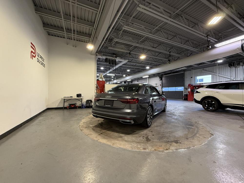 Audi berline A4 45 Progressiv Quattro 2023 d&rsquo;occasion à vendre - 3