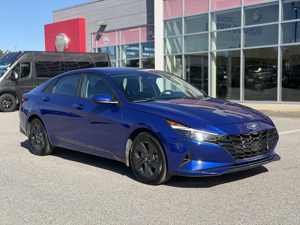 Hyundai Elantra Prefered 2023 à vendre à Trois-Rivières - 1