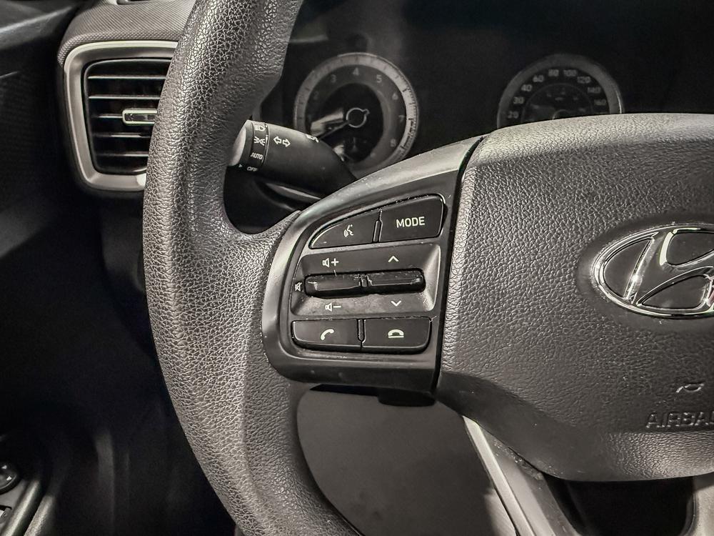 Hyundai Venue essential 2022 à vendre à Donnacona - 18