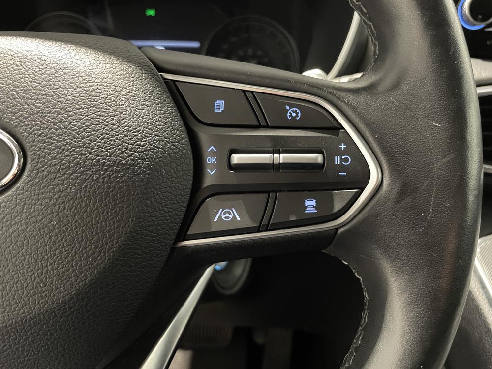 Hyundai Santa Fe Essential 2021 d&rsquo;occasion à vendre - 17
