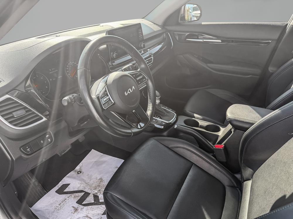 Kia Seltos EX AWD 2023 d&rsquo;occasion à vendre - 19