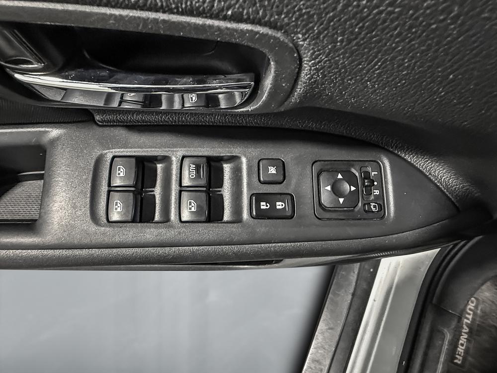 Mitsubishi Outlander SE 2017 à vendre à Donnacona - 16