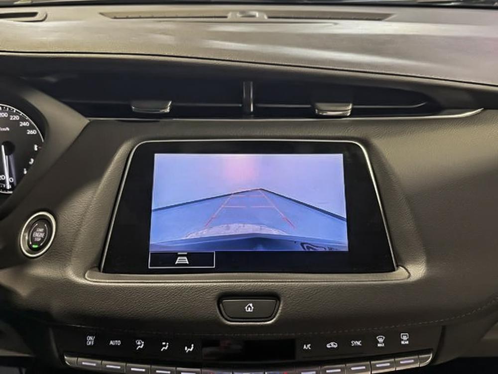Cadillac XT4 LUXURY 2023 d&rsquo;occasion à vendre - 26