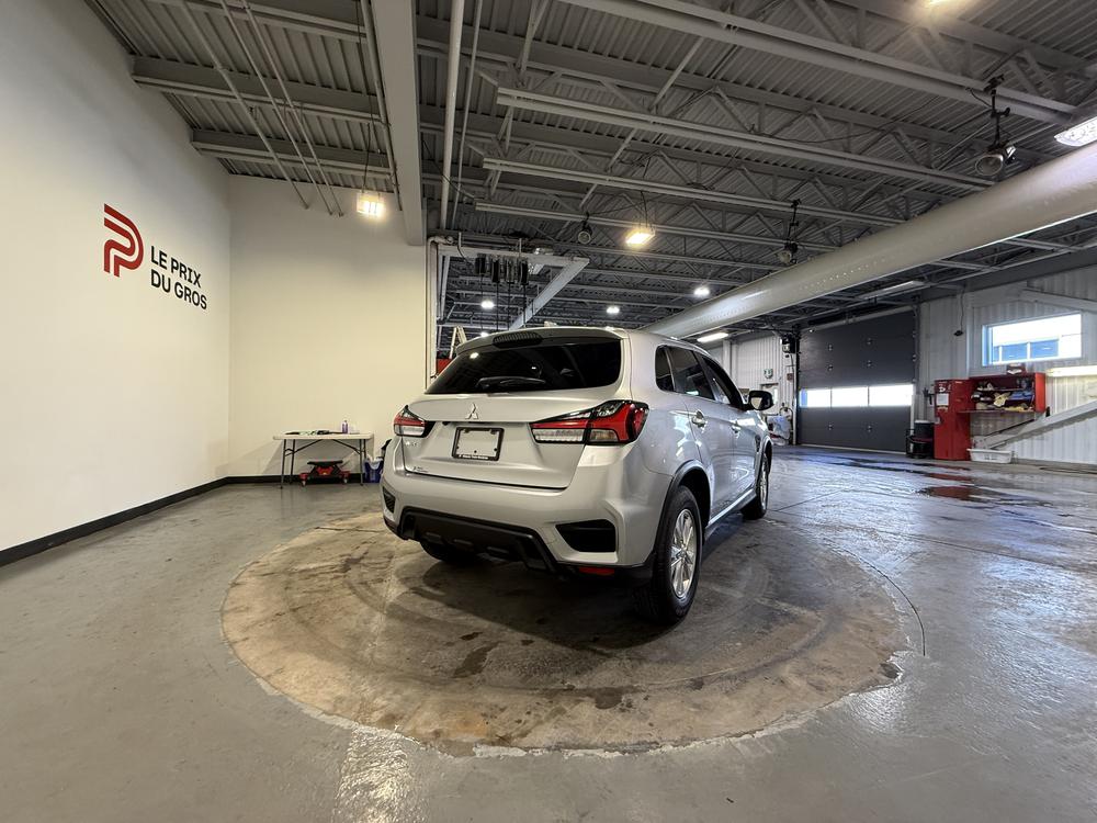 Mitsubishi RVR SE 2023 d&rsquo;occasion à vendre - 3
