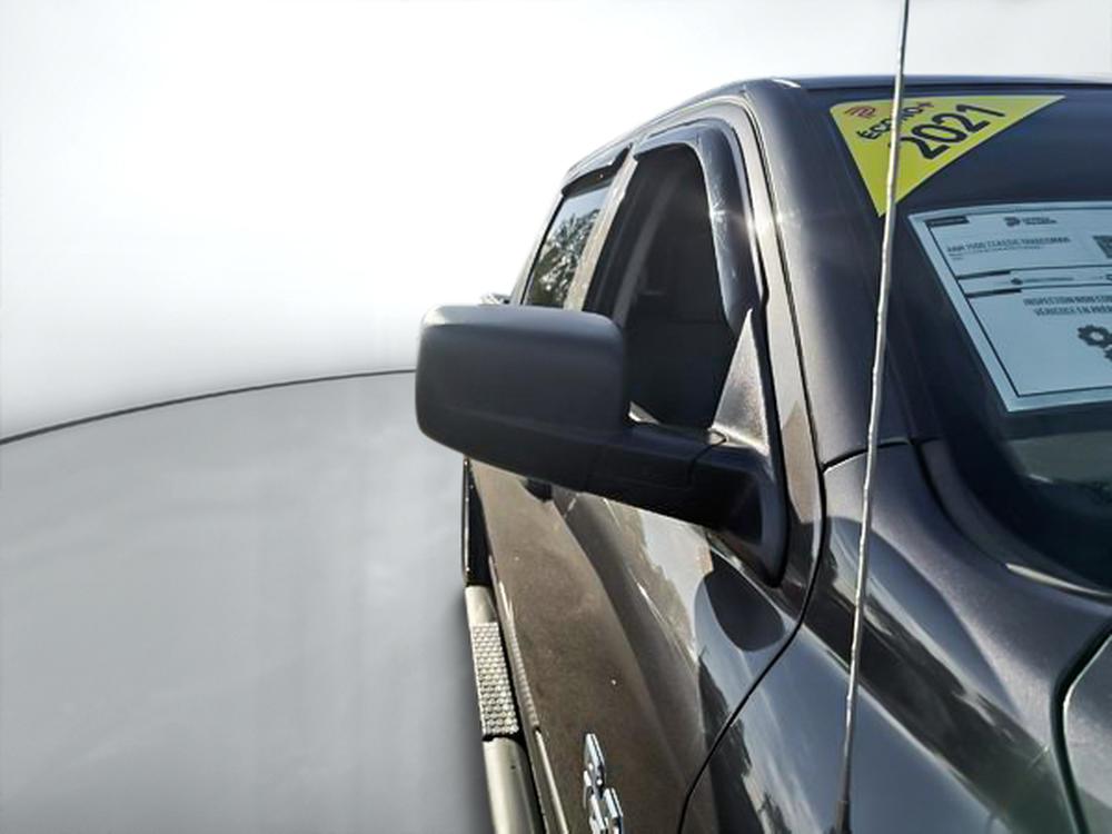 Ram 1500 Classic TRADESMAN 2021 d&rsquo;occasion à vendre - 11