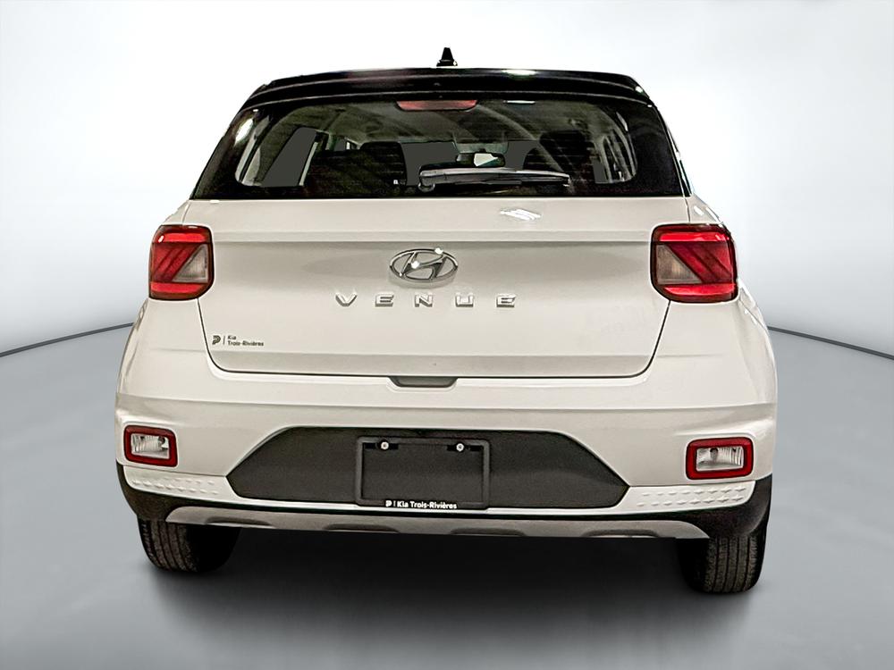 Hyundai Venue essential 2022 à vendre à Donnacona - 4