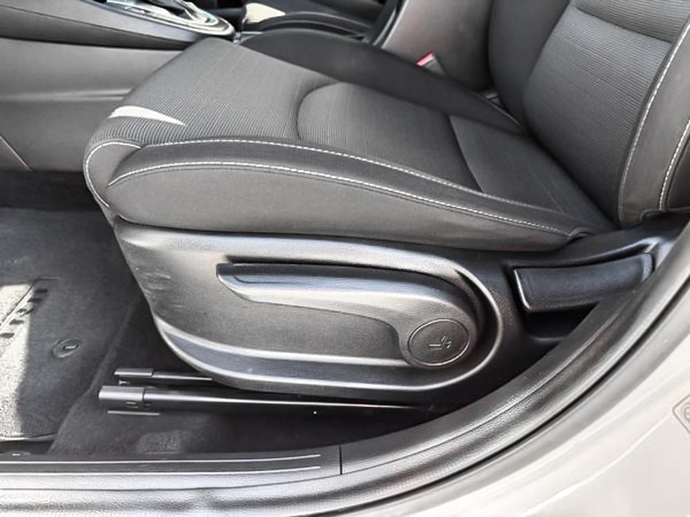 Kia Forte LX 2020 d&rsquo;occasion à vendre - 18