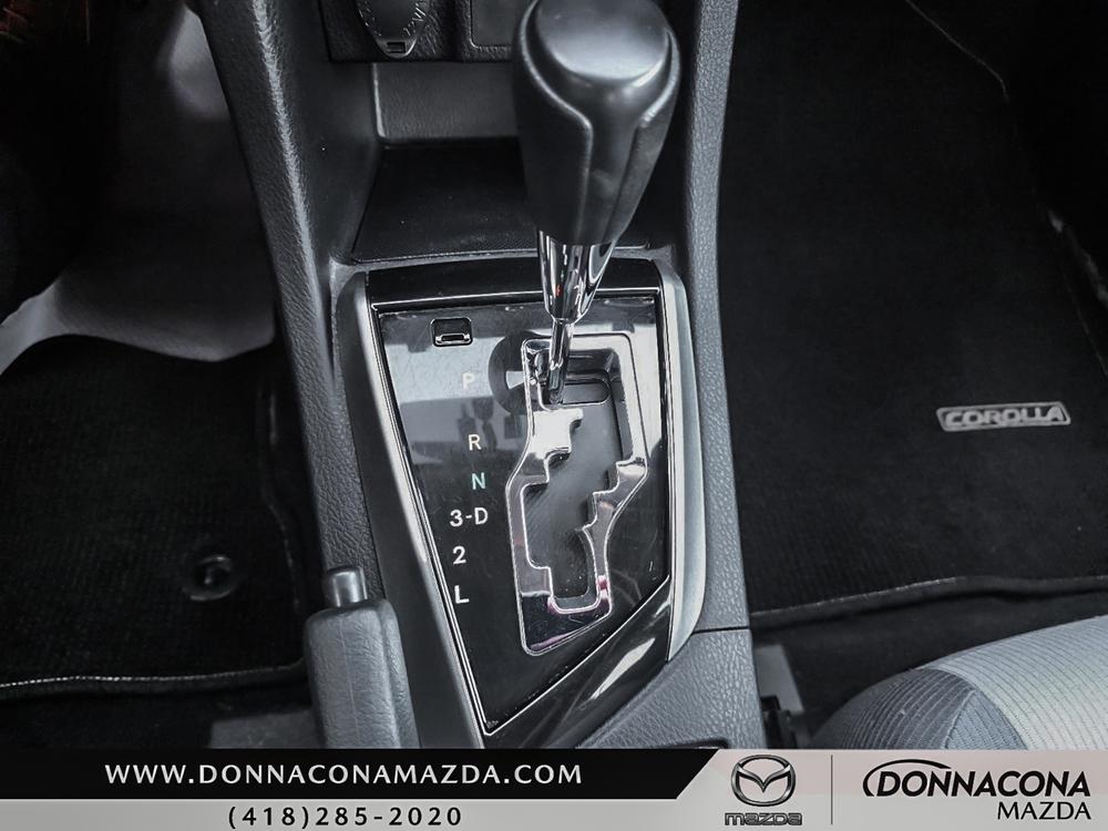 Toyota Corolla CE 2016 d&rsquo;occasion à vendre - 17