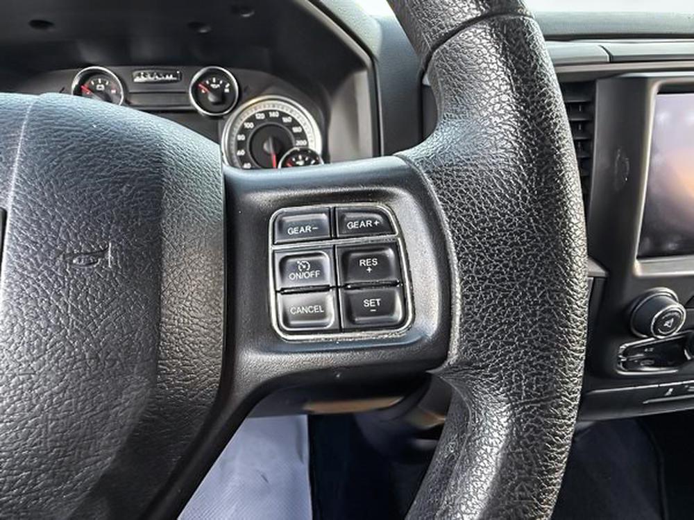 Ram 1500 Classic TRADESMAN 2021 d&rsquo;occasion à vendre - 19