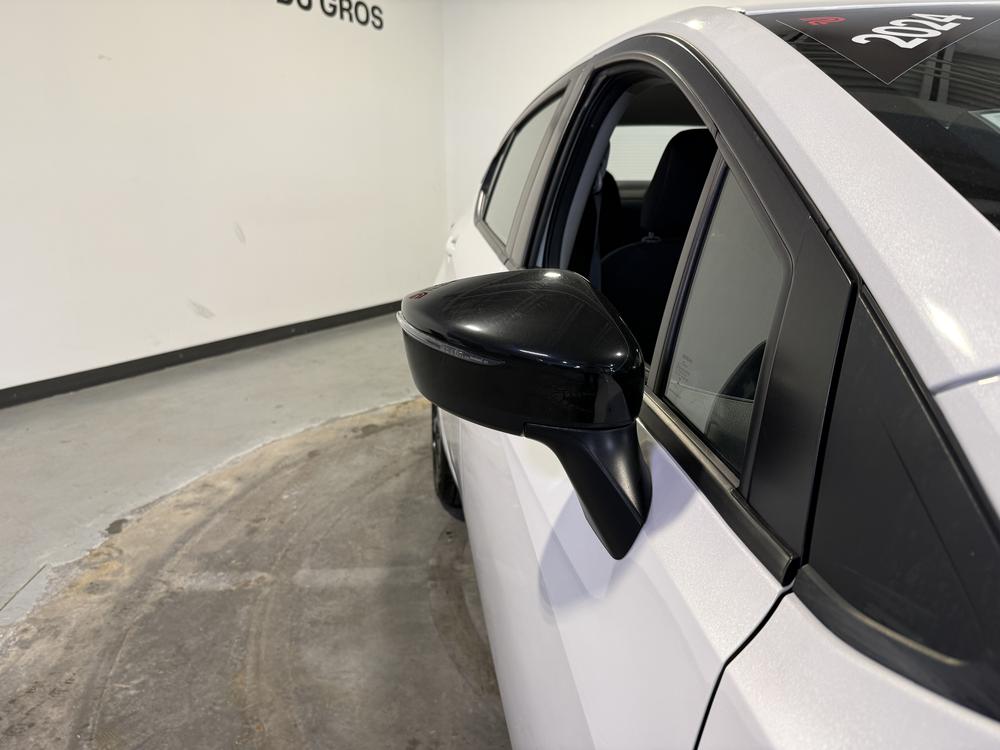 Nissan Versa SR 2024 d&rsquo;occasion à vendre - 11
