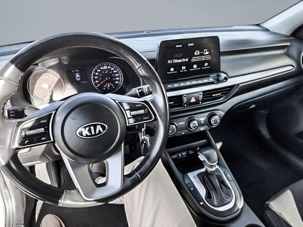 Kia Forte LX 2020 d&rsquo;occasion à vendre - 30