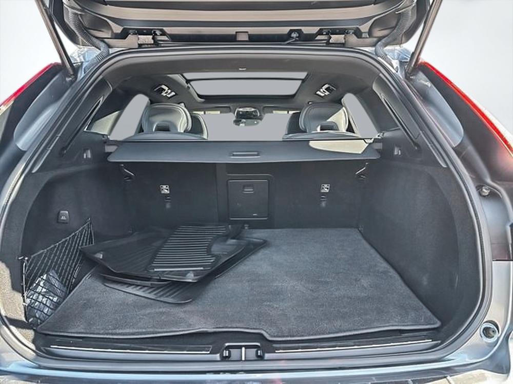 Volvo XC60 T6 R-DESIGN AWD // POLESTAR 2021 d&rsquo;occasion à vendre - 9