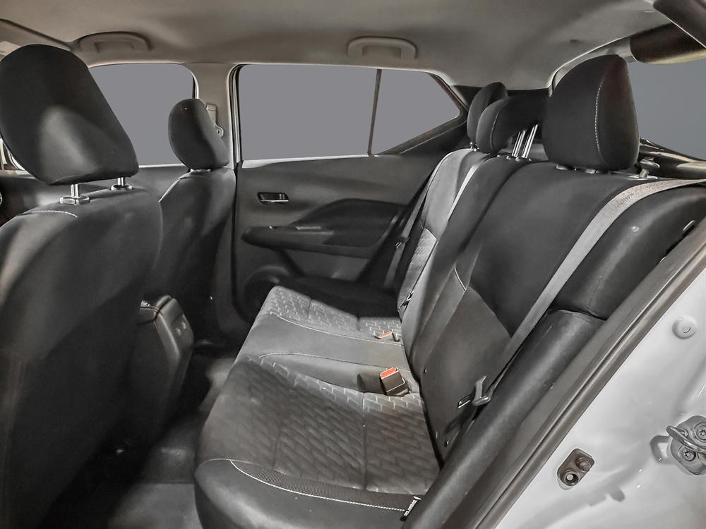 Nissan Kicks Play SV 2025 à vendre à Shawinigan - 30