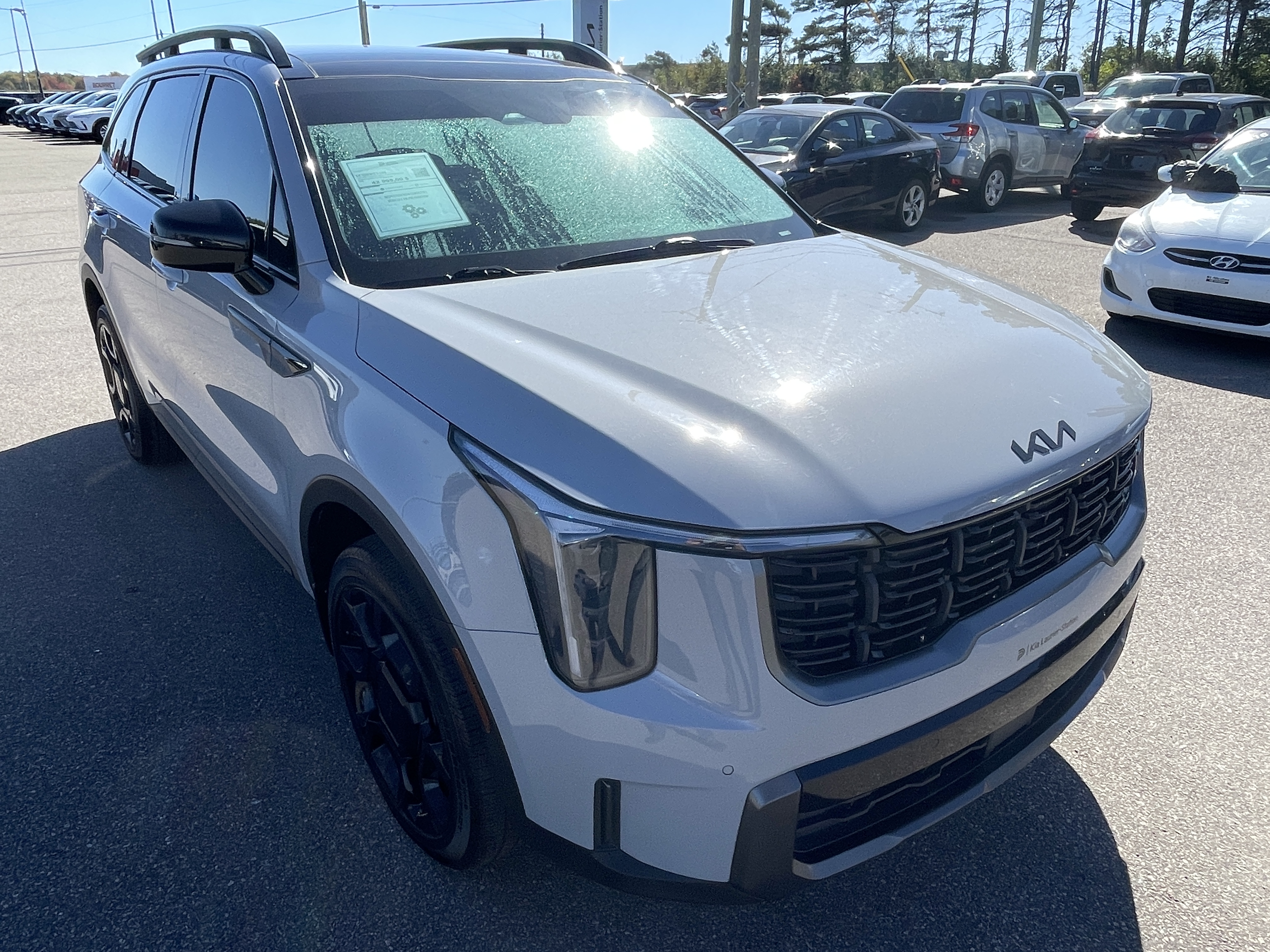 Gray 2025 Kia Sorento SUV / Crossover Automatic