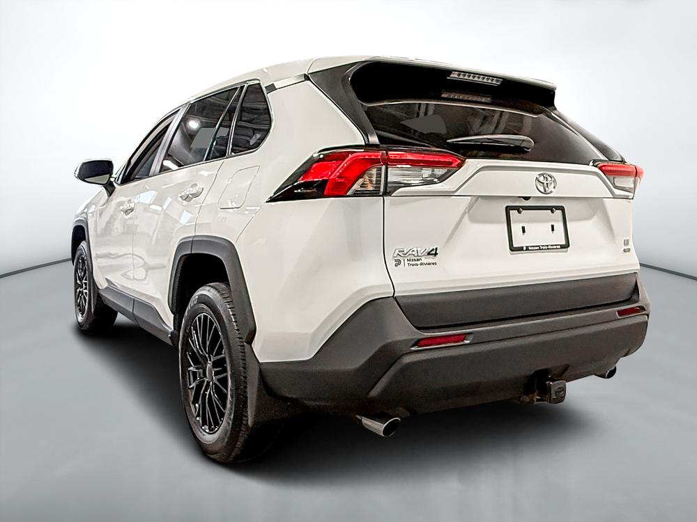 Toyota RAV4 LE AWD 2022 d&rsquo;occasion à vendre - 6