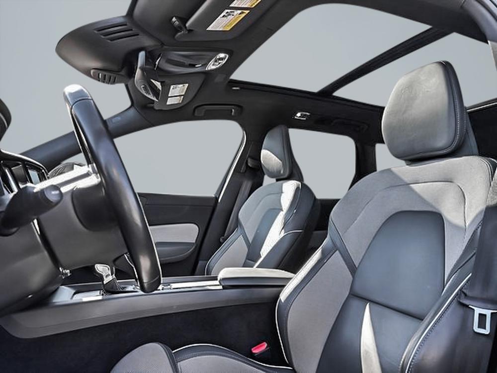 Volvo XC60 T6 R-DESIGN AWD // POLESTAR 2021 d&rsquo;occasion à vendre - 11