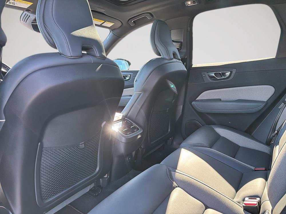 Volvo XC60 T6 R-DESIGN AWD // POLESTAR 2021 d&rsquo;occasion à vendre - 14