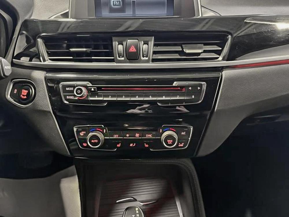 BMW X1 XDRIVE 28I 2018 d&rsquo;occasion à vendre - 27