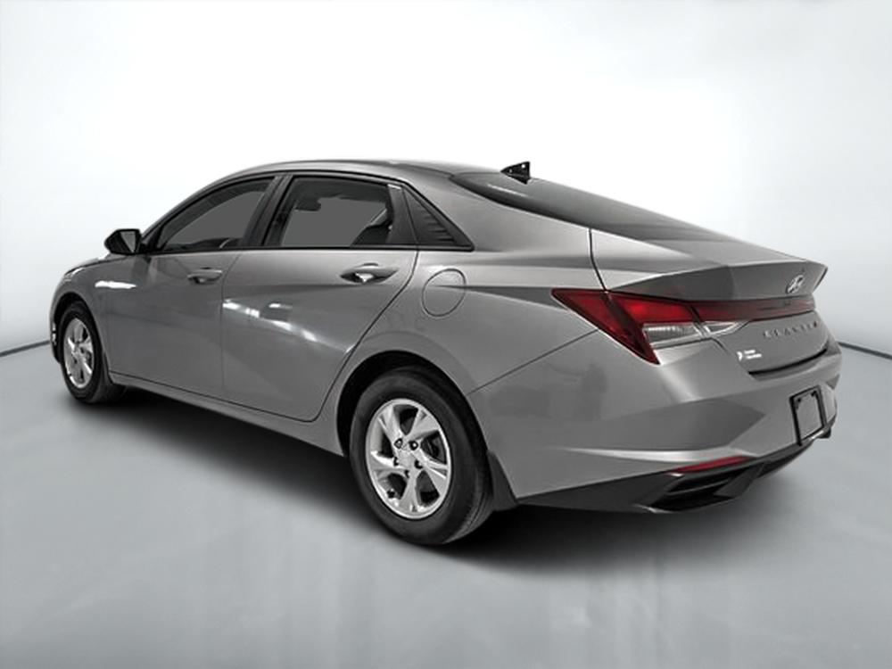 Hyundai Elantra Essential 2023 à vendre à Trois-Rivières - 6