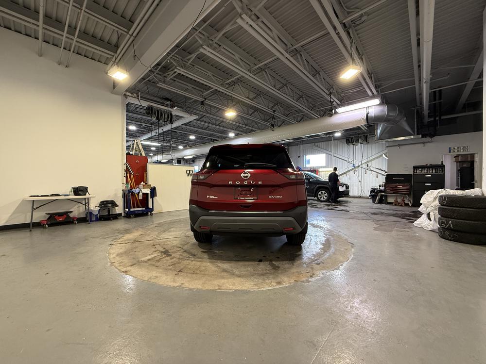 Nissan Rogue SV 2021 d&rsquo;occasion à vendre - 4