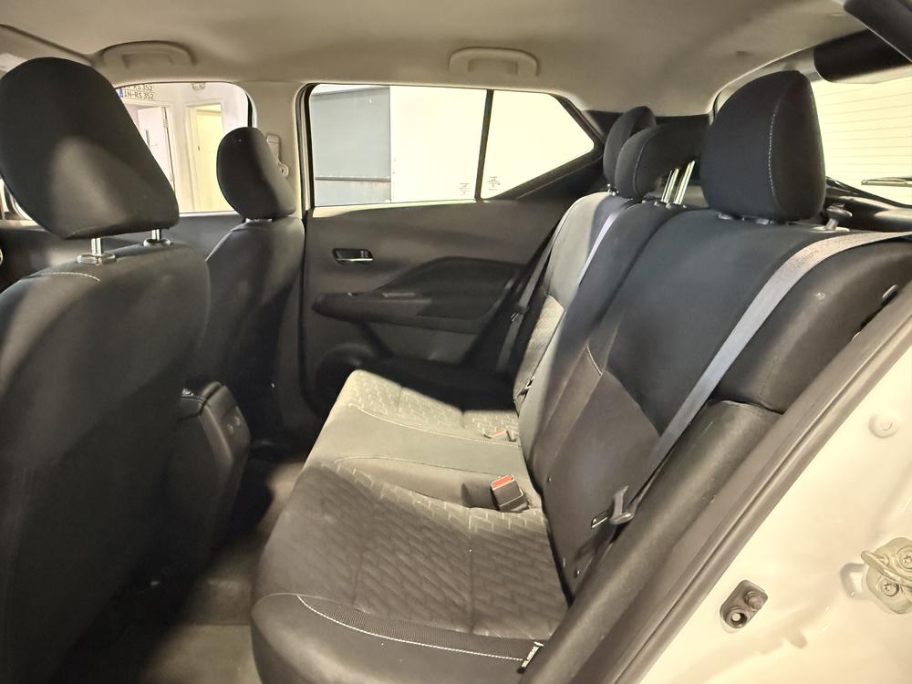 Nissan Kicks Play 2025 Blanc usage à vendre Nissan Kicks Play 2025 Blanc usage à vendre