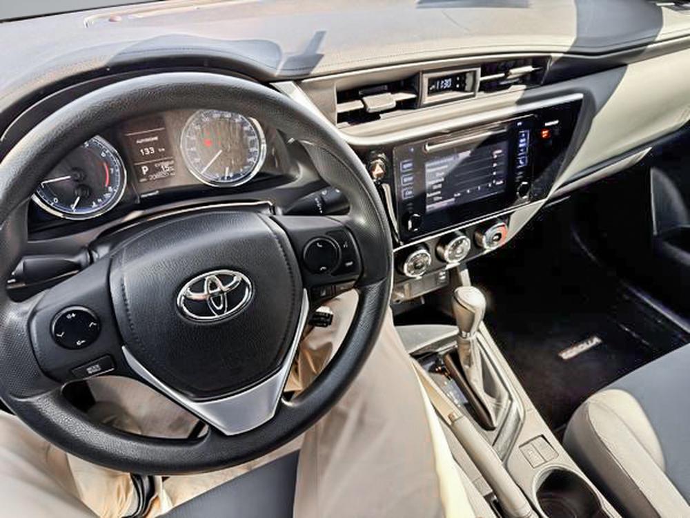 Toyota Corolla 2017 Noir usage à vendre Toyota Corolla 2017 Noir usage à vendre