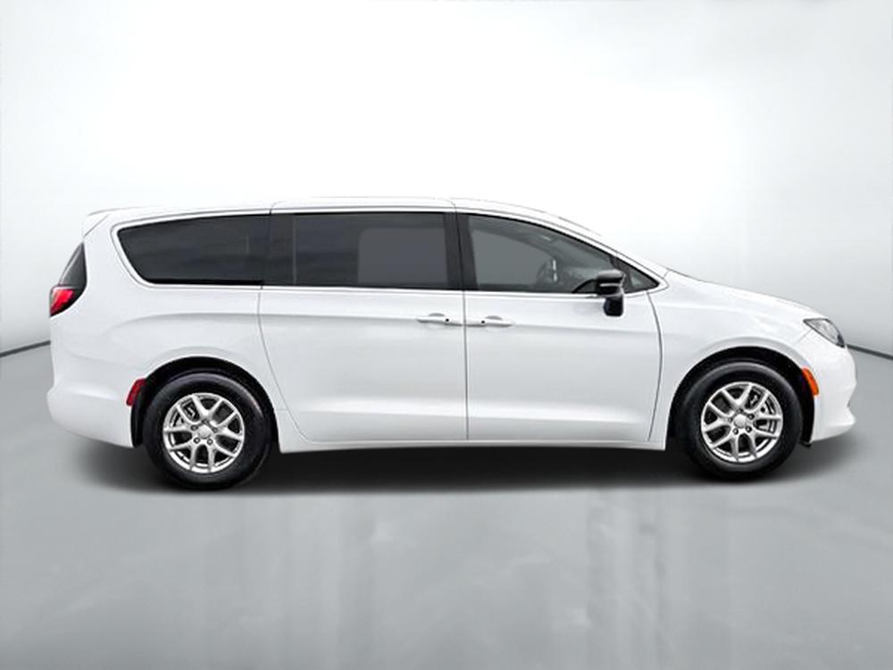 Chrysler Grand Caravan SXT 2027 d&rsquo;occasion à vendre - 2
