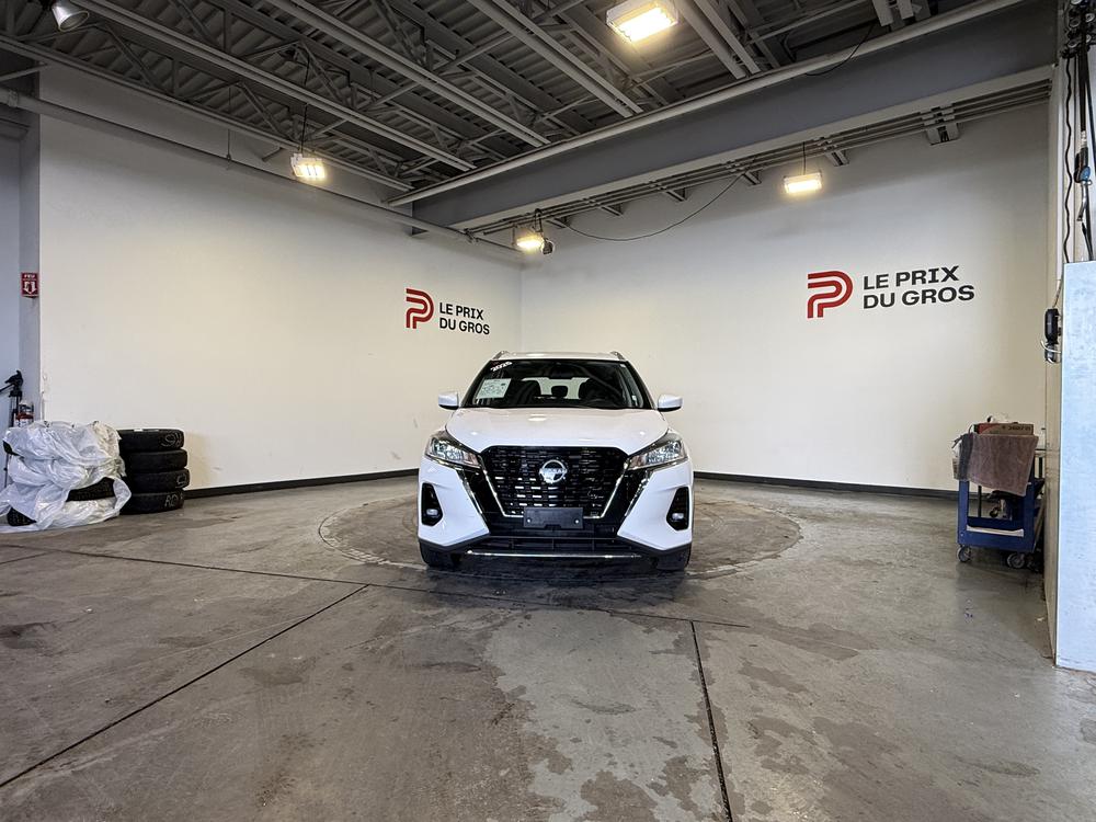 Nissan Kicks Play 2025 Blanc usage à vendre Nissan Kicks Play 2025 Blanc usage à vendre