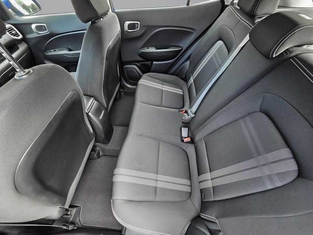 Hyundai Venue Preferred 2023 d&rsquo;occasion à vendre - 21