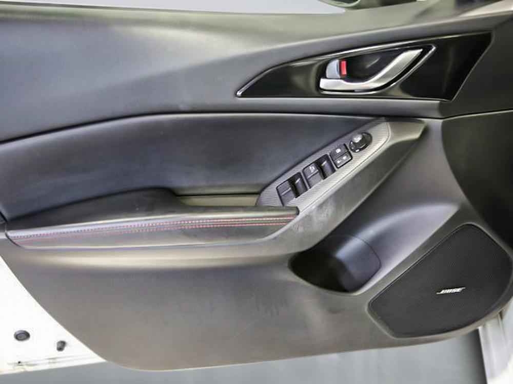 Mazda Mazda3 GT 2015 d&rsquo;occasion à vendre - 16