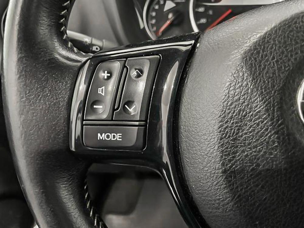 Toyota Yaris Hatchback SE / Toit noir 2018 d&rsquo;occasion à vendre - 14