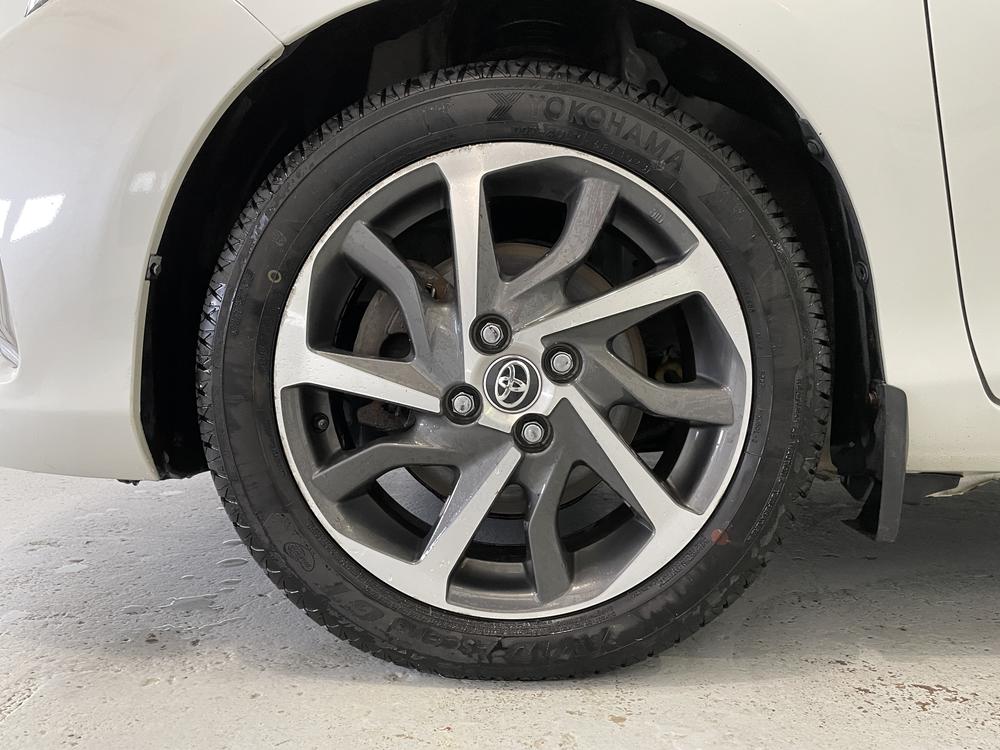 Toyota Yaris Hatchback SE / Toit noir 2018 d&rsquo;occasion à vendre - 7