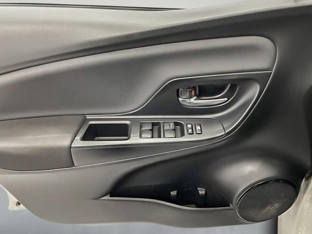 Toyota Yaris Hatchback SE / Toit noir 2018 d&rsquo;occasion à vendre - 11