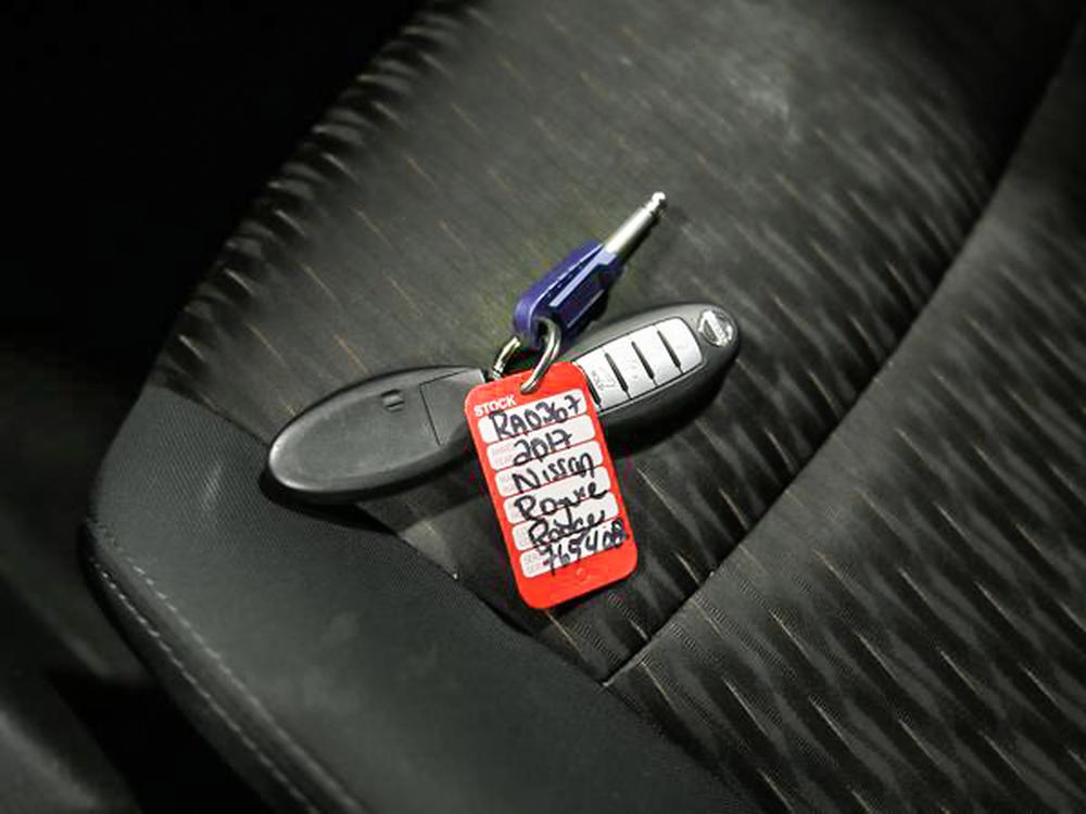 Nissan Rogue SV 2017 d&rsquo;occasion à vendre - 35