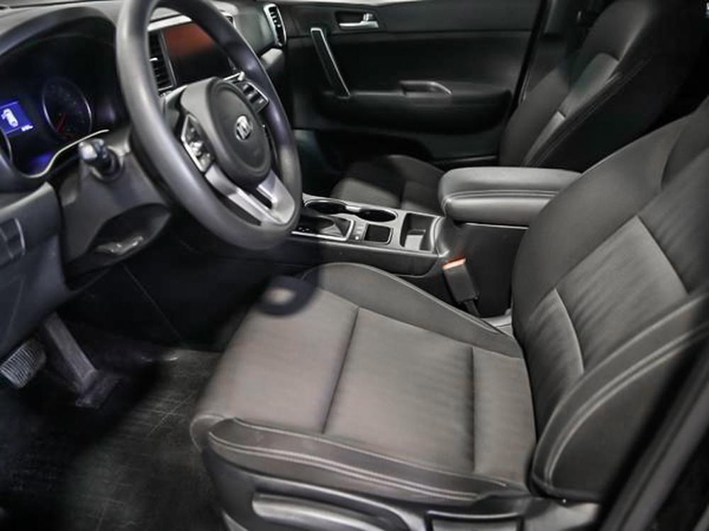 Kia Sportage LX 2022 d&rsquo;occasion à vendre - 16