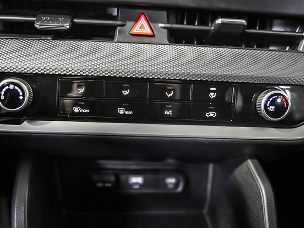 Kia Sportage LX 2023 d&rsquo;occasion à vendre - 24