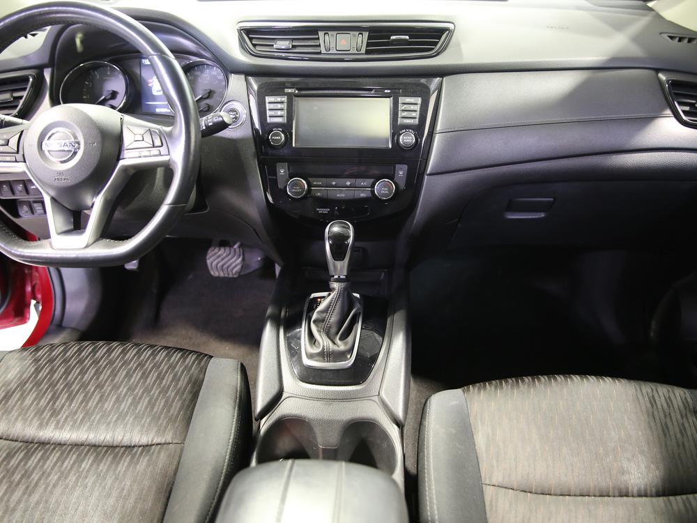 Nissan Rogue SV 2017 d&rsquo;occasion à vendre - 31