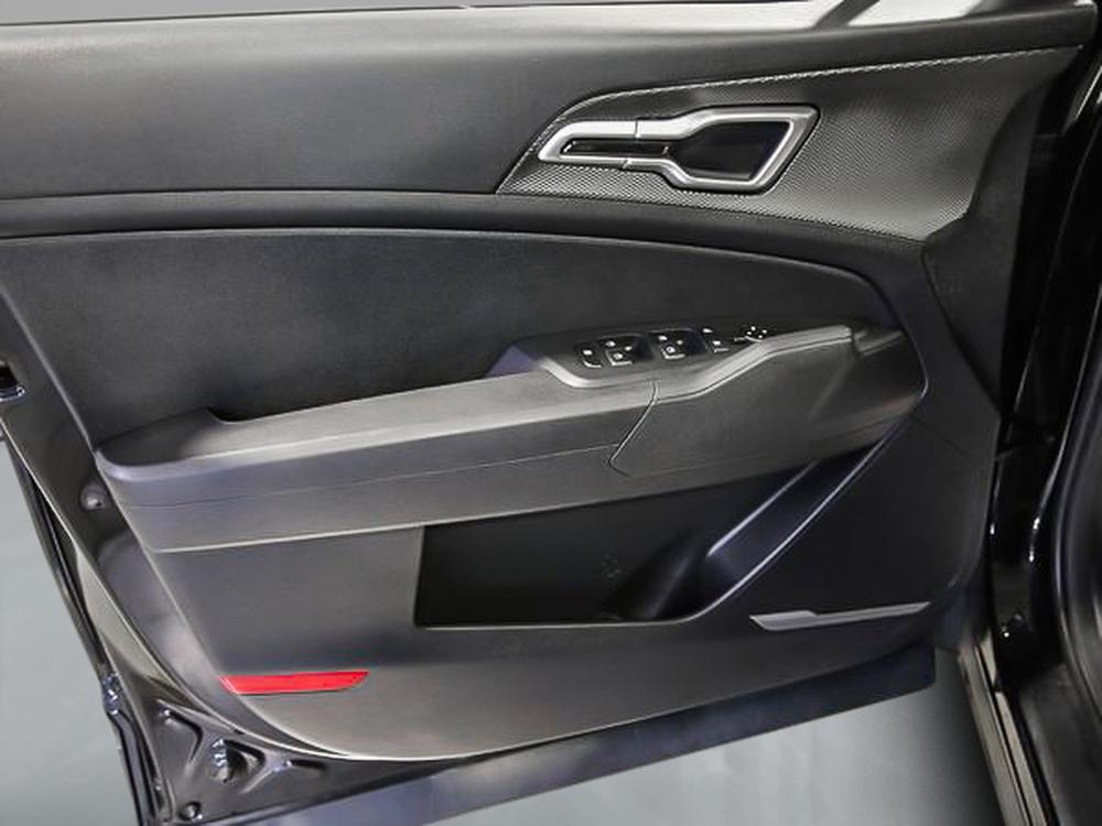 Kia Sportage LX 2023 d&rsquo;occasion à vendre - 12