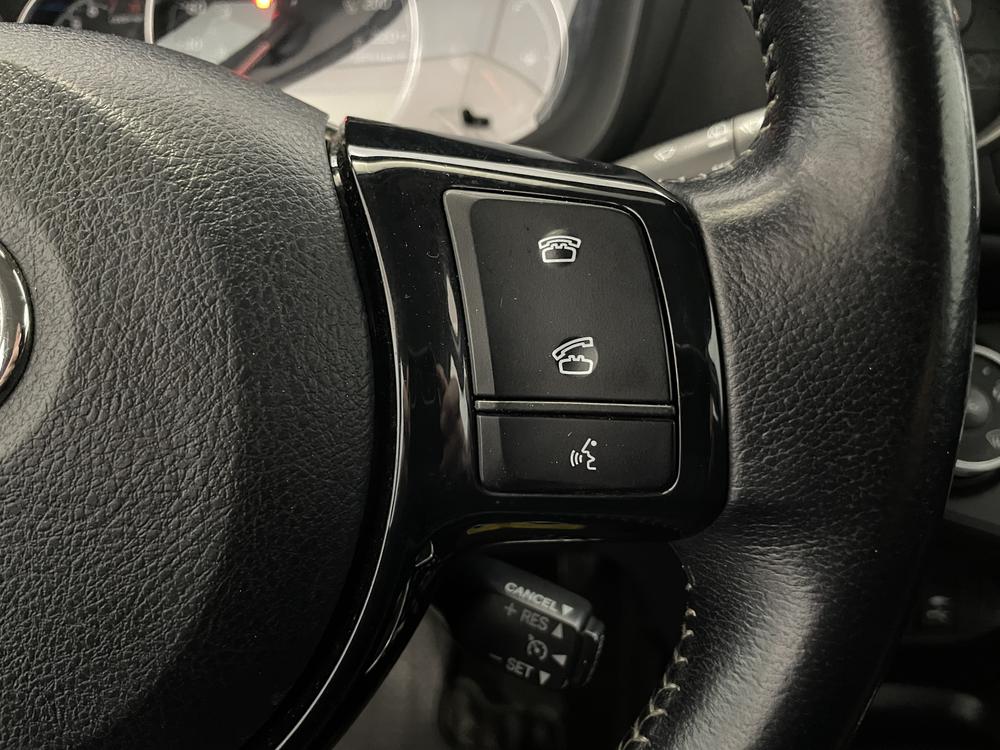 Toyota Yaris Hatchback SE / Toit noir 2018 d&rsquo;occasion à vendre - 16