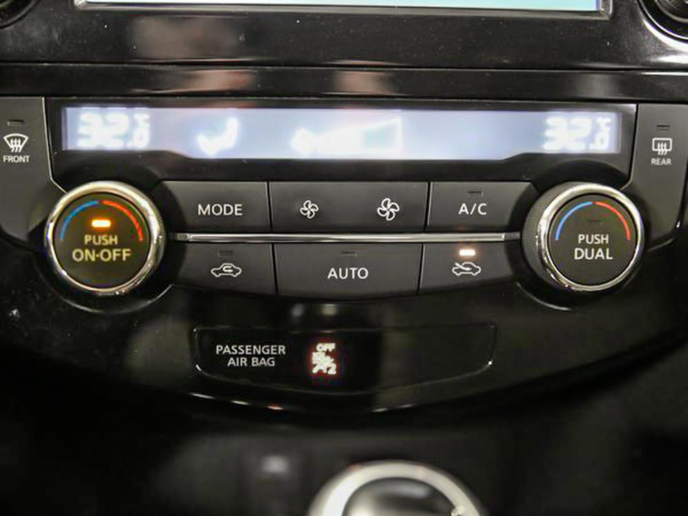 Nissan Rogue SV 2017 d&rsquo;occasion à vendre - 27