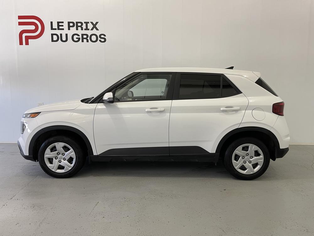 Hyundai Venue Essential 2021 d&rsquo;occasion à vendre - 4