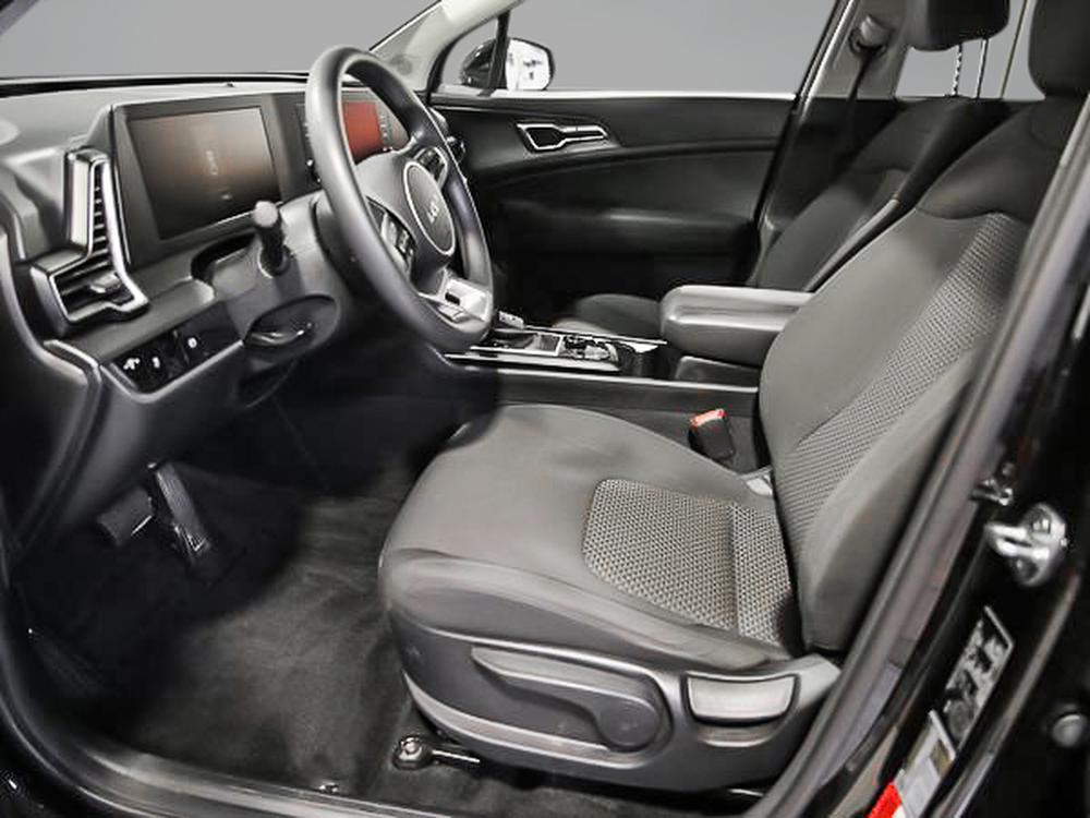 Kia Sportage LX 2023 d&rsquo;occasion à vendre - 14