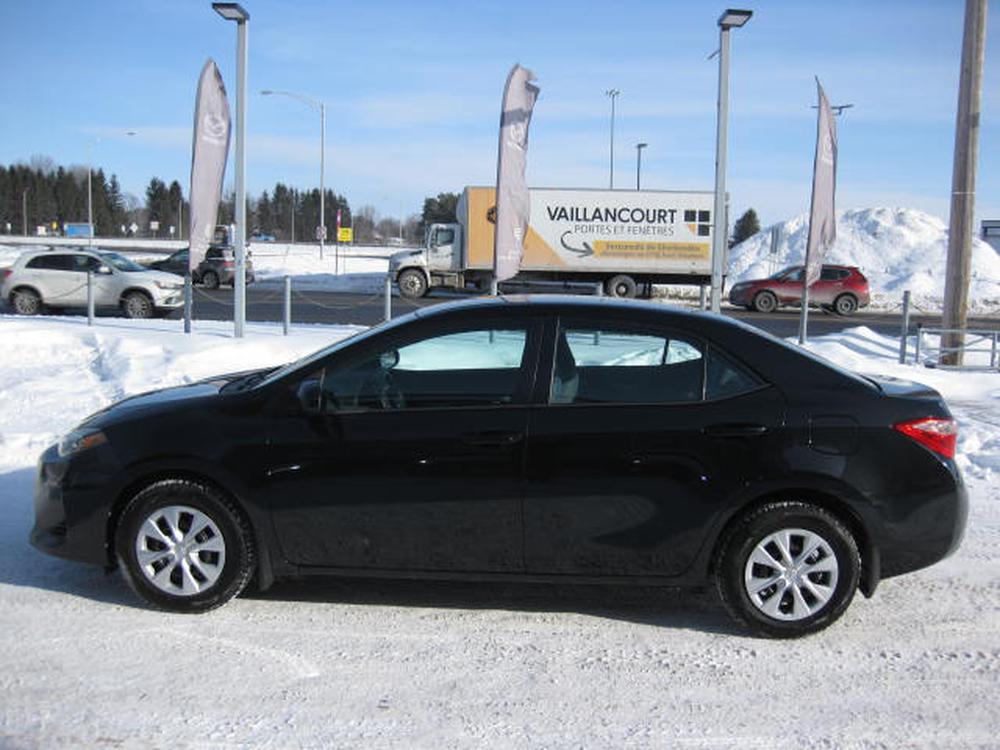 Toyota Corolla LE 2017 d&rsquo;occasion à vendre - 3