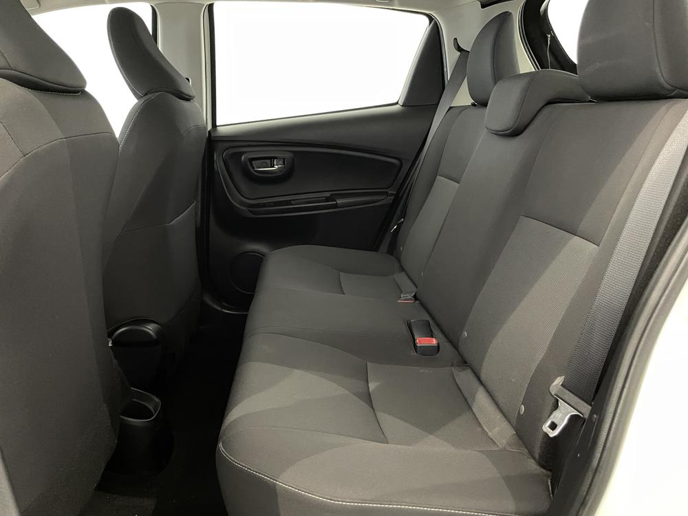 Toyota Yaris Hatchback SE / Toit noir 2018 d&rsquo;occasion à vendre - 26