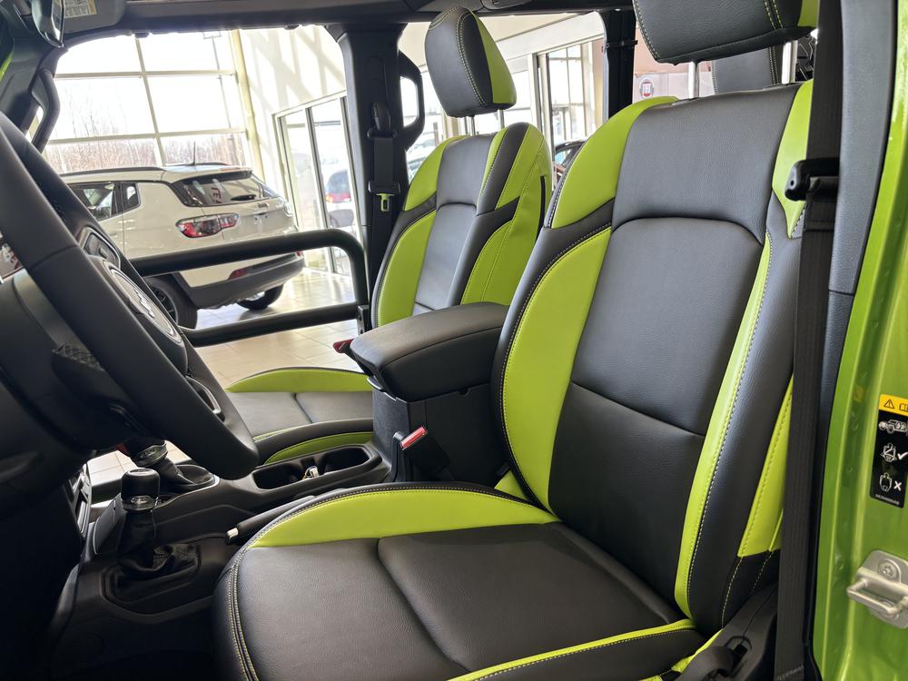 Jeep Wrangler Unlimited SPORT S MODIFIÉ 2025 d&rsquo;occasion à vendre - 11