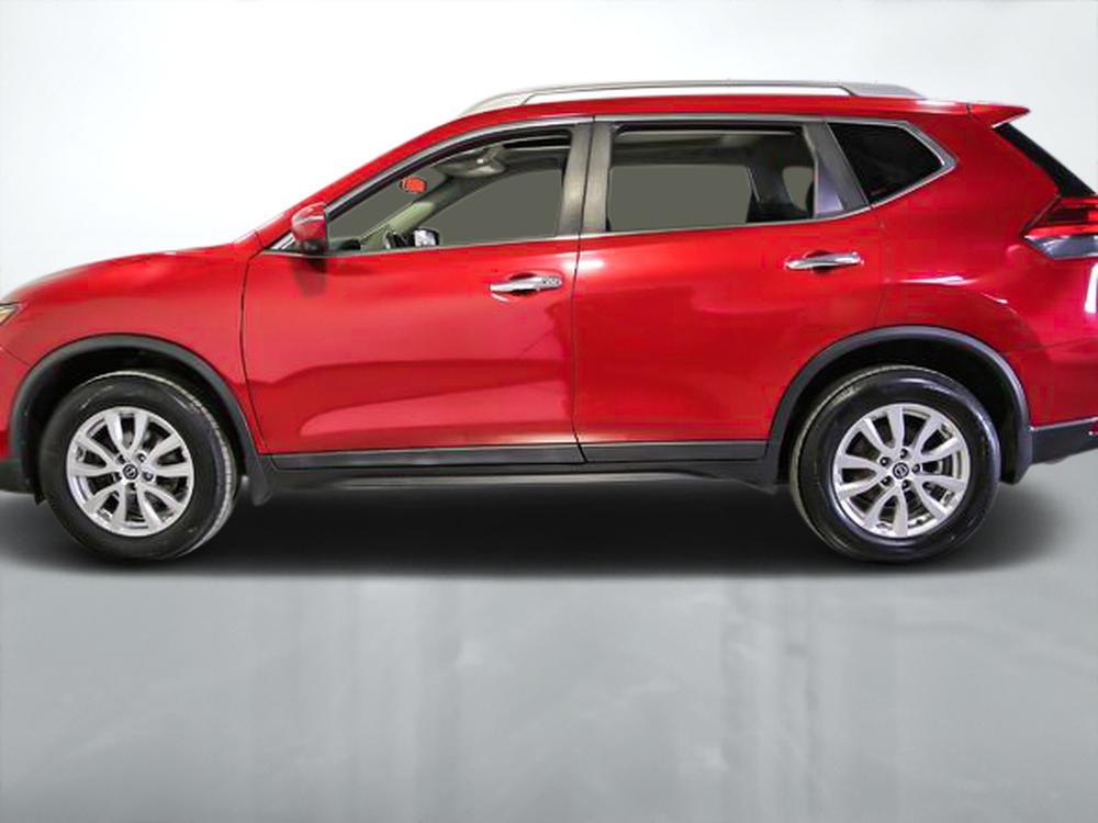 Nissan Rogue SV 2017 d&rsquo;occasion à vendre - 7