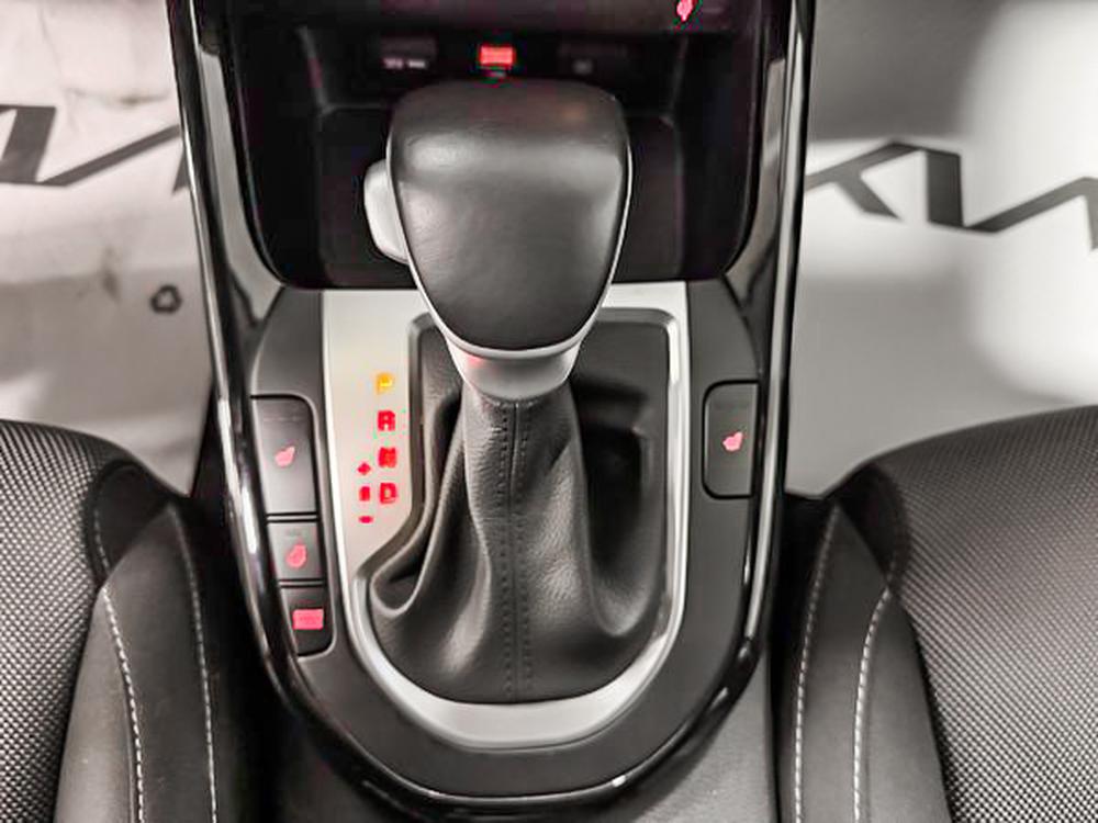 Kia Forte EX 2022 d&rsquo;occasion à vendre - 24